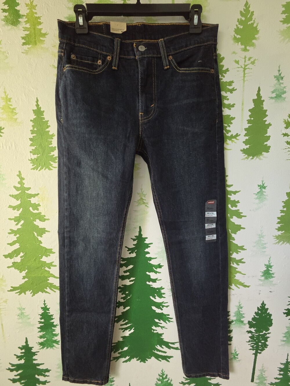 Levi's 29x30 Slim Fit Dark Blue Jeans